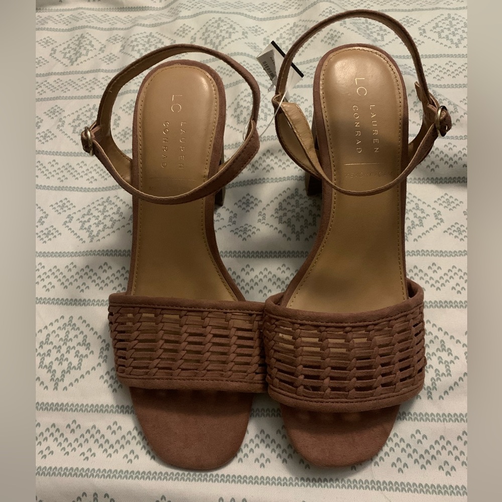 Women size 9 shoes